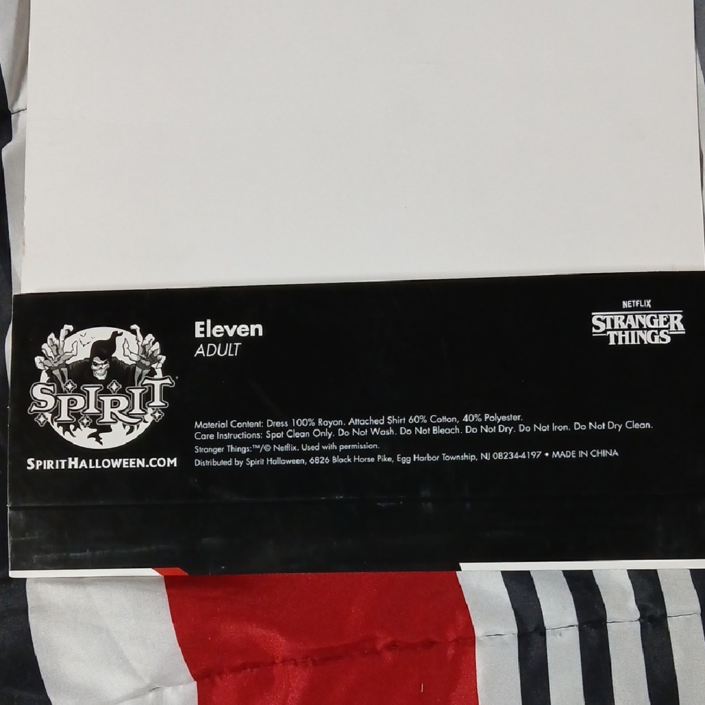 Stranger Things Retro Eleven Costume, Size L (12-14) - Picture 7 of 16